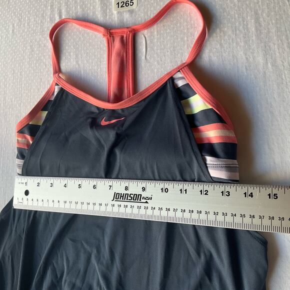 Nike Women’s Sleeveless Workout Tank Top size M, Blue Pink, with Built In Bra - Picture 4 of 9